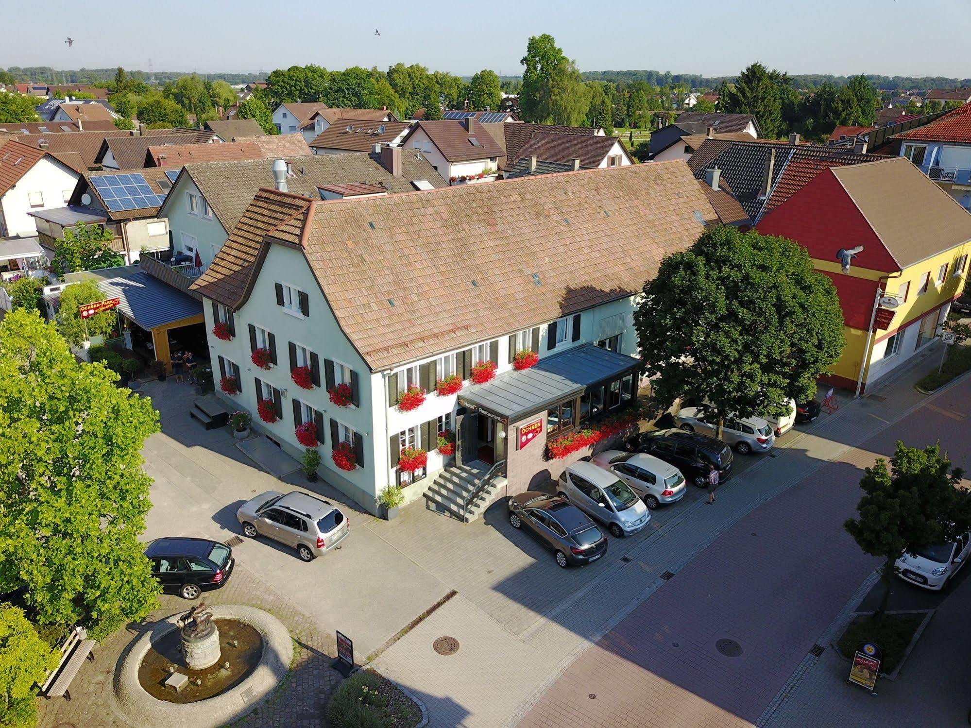 Landgasthof Ochsen Sinzheim Exterior photo